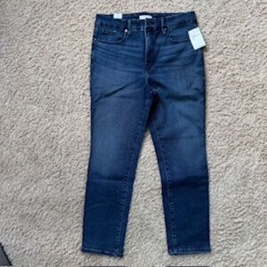 Good American Good Legs Mid-Rise Skinny Fit with Cigarette Ankle 10/30 NWT
